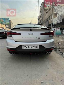 هیوندای ئەلەنترا